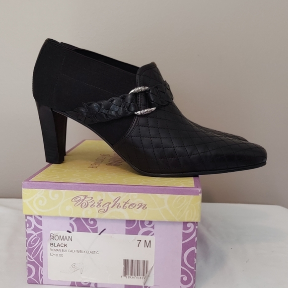 Bright Roman Booties - Picture 4 of 6